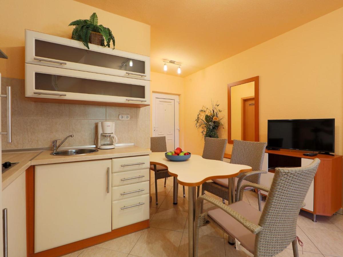 Apartment Catalpa By Interhome Balatonfoldvar Exterior photo